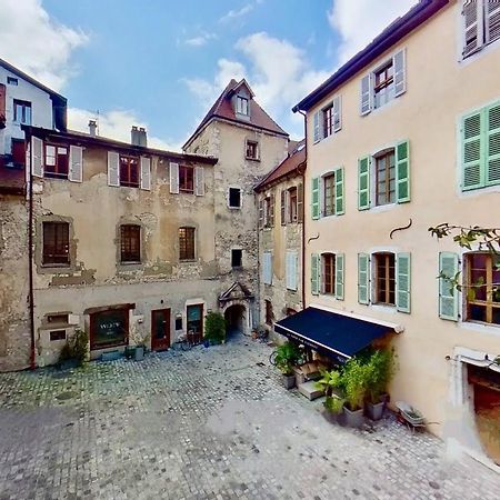 Appartement De Charme Au Coeur De La Vieille Ville Annecy Exterior foto